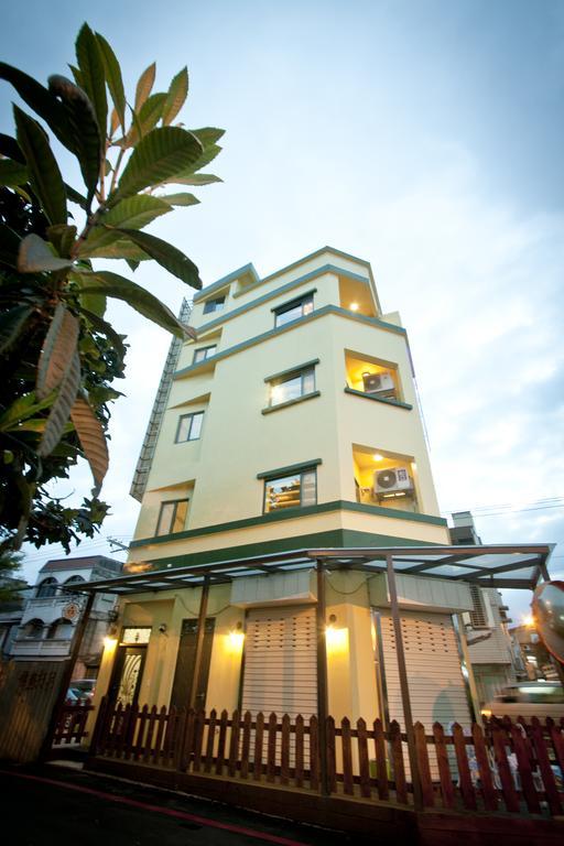 皇裔民宿 - 歐式小屋 Hualien Buitenkant foto